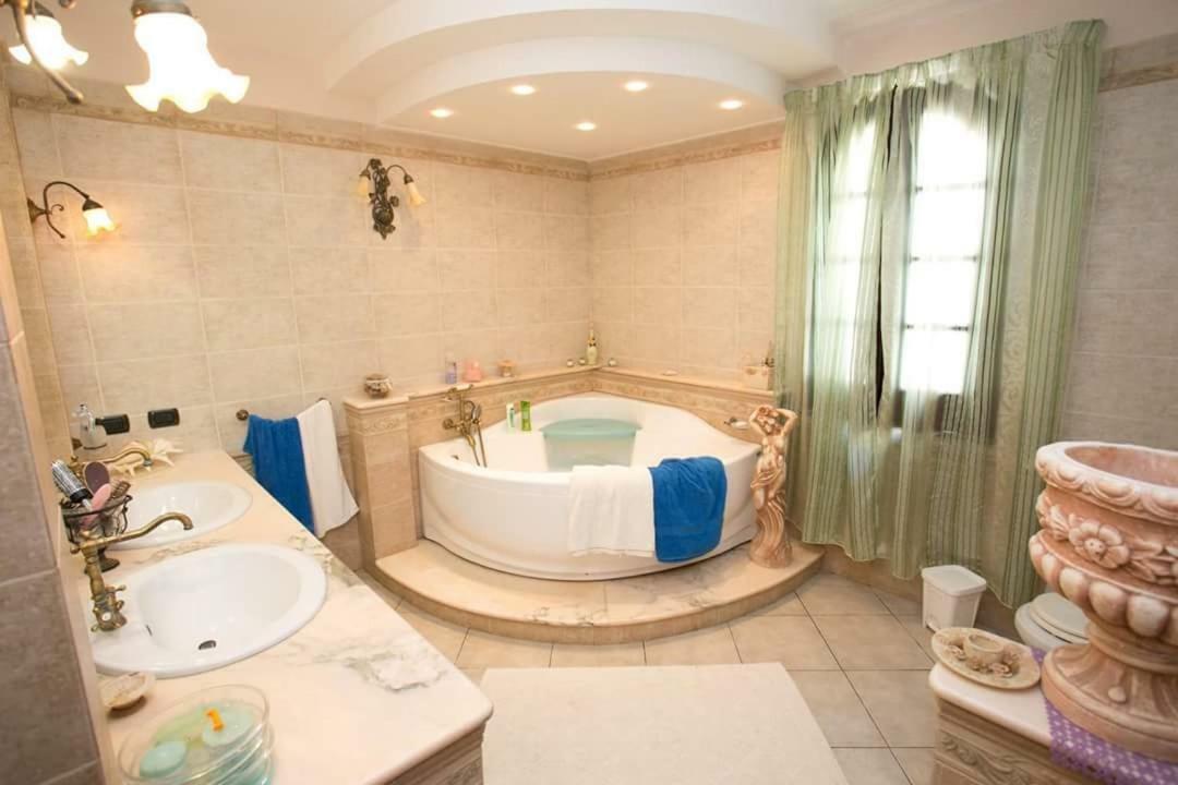 B&B Villa Regina Santa Domenica  Εξωτερικό φωτογραφία