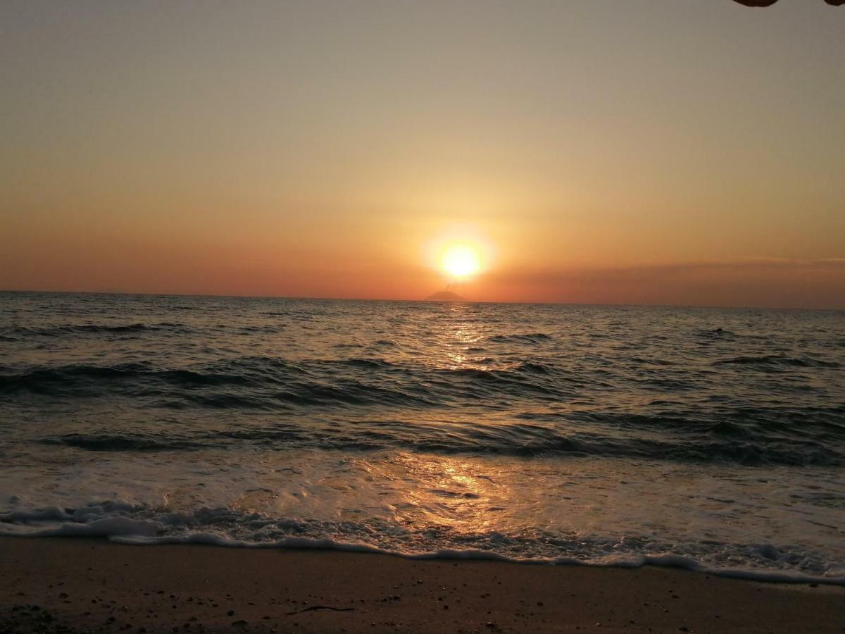 B&B Villa Regina Santa Domenica  Εξωτερικό φωτογραφία